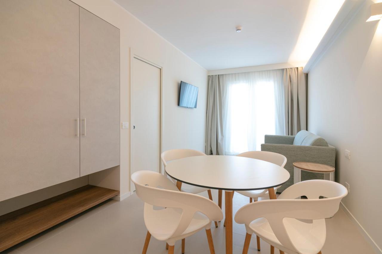 Hotel Mistral 테르몰리 외부 사진